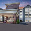 Отель La Quinta Inn by Wyndham Pigeon Forge-Dollywood в Пиджен-Фордже