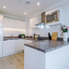 Отель Spacious & Modern 2 Bed Salford Quays Apartment, фото 13