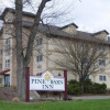 Отель Pine Barn Inn, фото 1