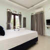 Отель Urbanview Hotel Kampung Istal Megamendung Puncak, фото 5