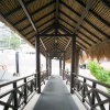 Отель Formerly RedDoorz Premium near Senggigi Beach, фото 20