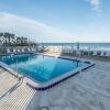 Отель Indian Harbour Beach Club by Stay in Cocoa Beach, фото 12
