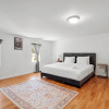 Отель A Cottage in Downtown STL.  Sleeps 10, фото 4