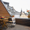 Отель Sanders Merchant - Dreamy 3-bdr Apt w Terrace, фото 17