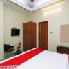 Отель OYO 28098 Hotel Dhingra Palace, фото 6