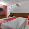 Отель OYO 12023 Hotel Jasmine, фото 7