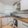 Отель Clapham Junction House With Garden, фото 10