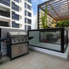 Отель Modern 1bd Downtown+Pool+Smartvs+Bbq+Gym, фото 1