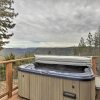 Отель Homey Colfax Getaway w/ Private Hot Tub!, фото 1
