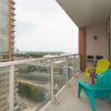 Отель Toronto Suite Rentals - Liberty Village, фото 11