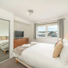 Отель Quayside Apartment - Central Location, фото 3