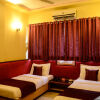 Отель OYO Rooms Bandra West в Мумбаи