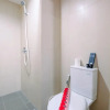Отель Comfortable Pool View Studio Room At Gateway Park Lrt City Bekasi Apartment, фото 6