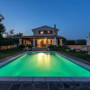 Отель Spacious Villa in Tinjan With Pool, фото 11