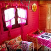Отель La roulotte des Alpilles Gypsy Chic, фото 3