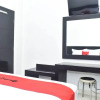 Отель RedDoorz Syariah near Jalan Somba Opu, фото 8