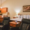 Отель Stony Plain Inn and Suites, фото 14