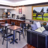 Отель Econo Lodge Inn & Suites, фото 13