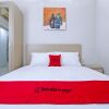Отель Formerly RedDoorz Plus @ Mas Mansyur, фото 5