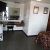 Отель Yellowstone Motel, фото 15