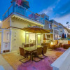 Отель Roxy Beach House 4 4 Bedrooms 3 Bathrooms Villa, фото 1
