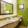 Отель Sleep Inn & Suites Marshall - University Area, фото 8