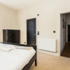 Отель Newly Renovated 2 Bed in Wimbledon Village, фото 13