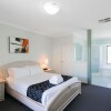 Отель Seahaven Villas by Rockingham Apartments, фото 3