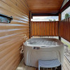 Отель Southern Comfort: All-suite Getaway W/ Hot Tub 2 Bedroom Cabin, фото 16