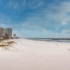 Отель Stunning Ground Floor Condo With Lush Lawn Overlooking White Sands, фото 21