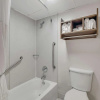 Отель Quality Inn, фото 8
