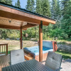 Отель Salmon Chalet Chalet 2 NW Comfy Cabins, фото 16