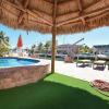 Отель Holly's Hideout by Florida Keys Luxury Rentals, фото 13