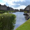 Отель Stylish Thatched Villa with 2 Bathrooms near Giethoorn, фото 32