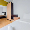 Отель Comfort And Simply Look 2Br At Great Western Apartment, фото 3