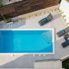 Отель Villa Salt - 10 people, heated pool, Trogir, near beach & Split airport, фото 23