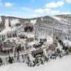 Отель Relais Mont-Blanc by Tremblant Platinum, фото 1