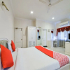 Отель OYO 8198 Hotel Raj International, фото 4