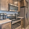 Отель Charming Mccall Townhome: Hike, Fish, & Ski!, фото 4