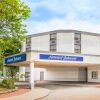 Отель Howard Johnson Hotel Kitchener в Китченере