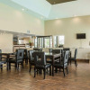 Отель Quality Inn & Suites near Coliseum and Hwy 231 North, фото 10
