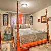 Отель Cozy Corner in Memphis - 4 Miles to Graceland!, фото 5