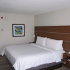 Отель Holiday Inn Express Hotel & Suites Greensboro - East, an IHG Hotel, фото 7