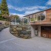 Отель Central Queenstown Luxury Hideaway, фото 1