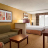 Отель Country Inn & Suites by Radisson, Atlanta Airport South, GA, фото 17