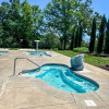 Отель Kemper's Cabin by Silver Dollar City - Ideally Located, фото 28