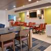 Отель Holiday Inn Express and Suites Stevens Point, an IHG Hotel, фото 20