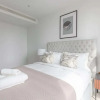 Отель Luxurious 1BD Flat by the River - Vauxhall, фото 4