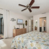 Отель Beautifully Updated Bright and Cheery 2nd Story Condo Near Pool Beach Access- Sc261, фото 2