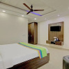 Отель Treebo Trend Dwarka Residency, фото 6